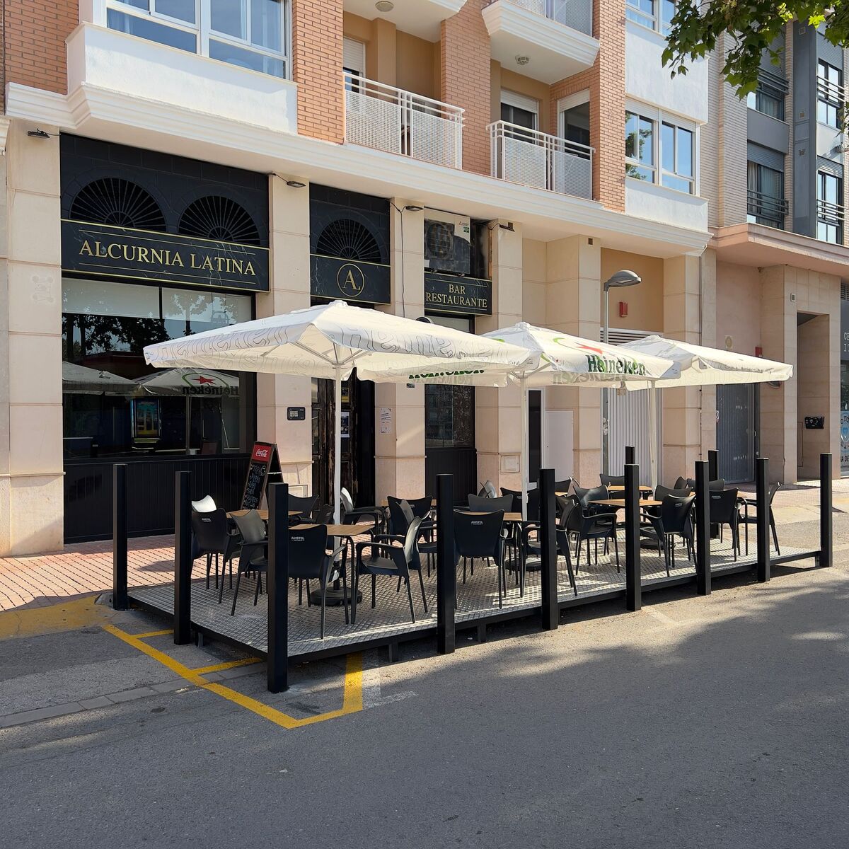 Ambiente de tarde en Alcurnia Latina